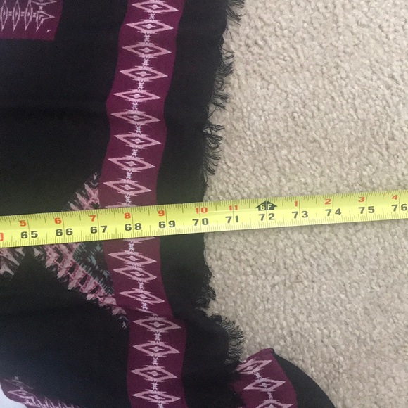 Scarf - Picture 6 of 6